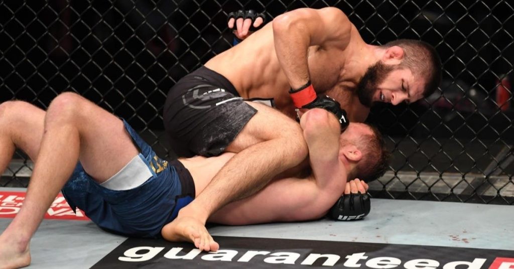 Khabib Nurmagomedov vs Justin Gaethje at UFC 254