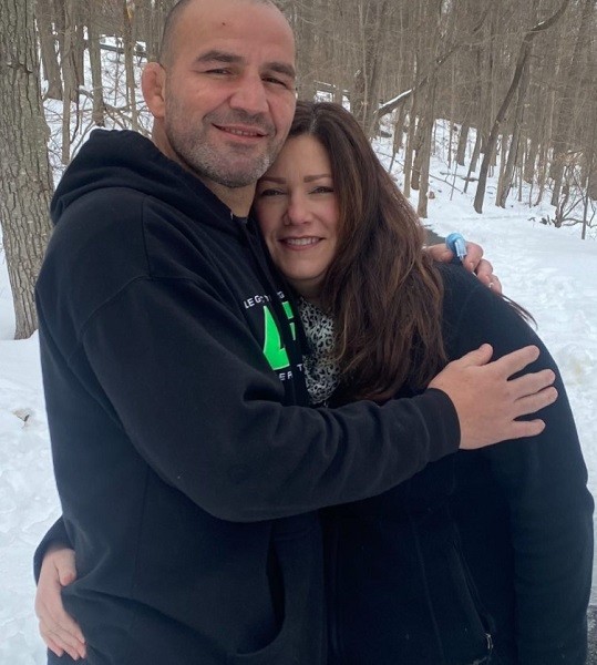 Glover Teixeira and Ingrid Peterson
