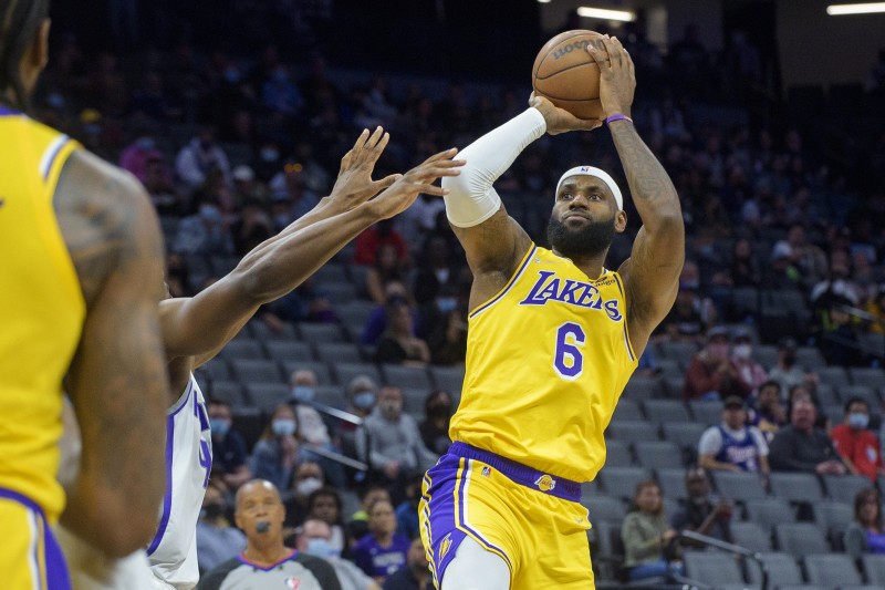 LA Lakers vs Golden State Warriors :Lebron James injury update