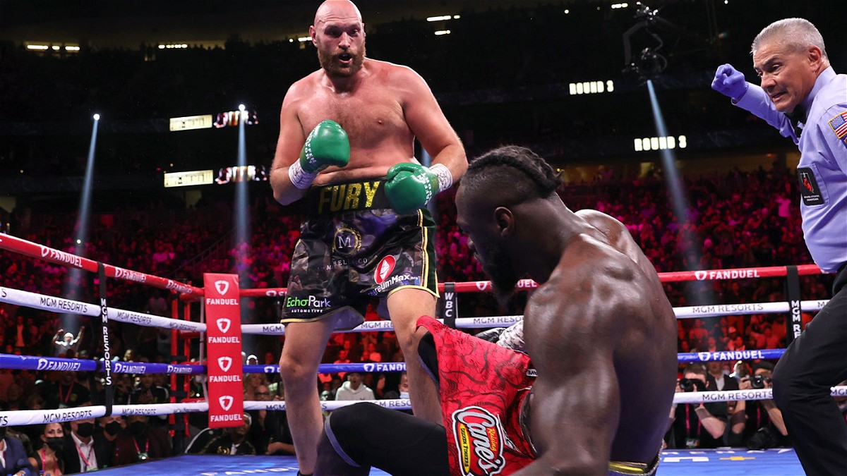 Tyson Fury Knockouts Deontay Wilder