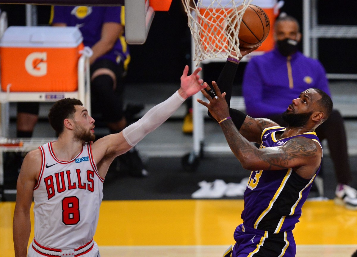 Los Angeles Lakers and Chicago Bulls 15_11