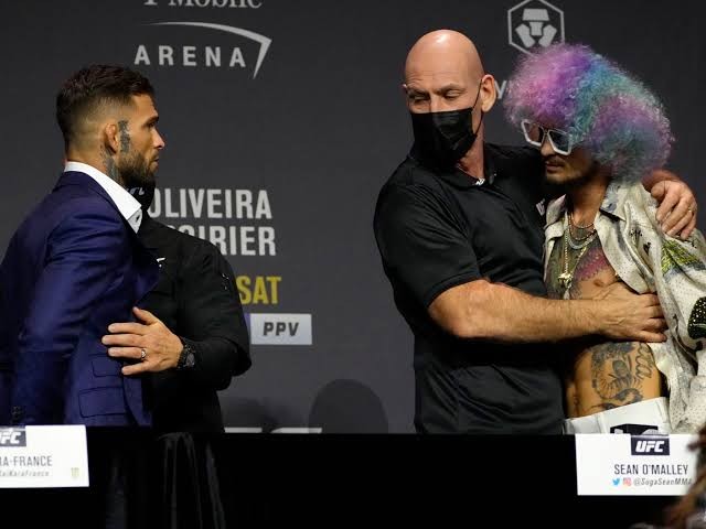 O'Malley and Cody Garbrandt heated face off