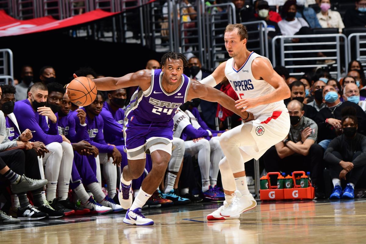 Clippers and Sacramento Kings 4_12