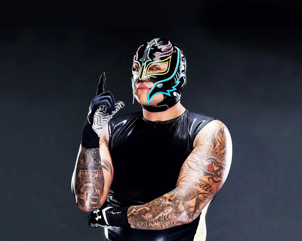 Rey Mysterio 2K19 Esquire middle east