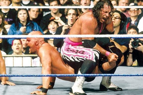 Bret Hart forces Stone Cold to Submit