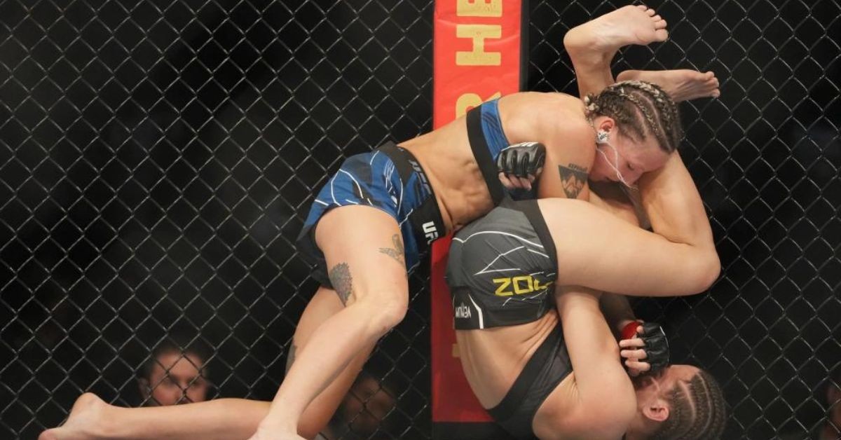 Maryna Moroz defeats Mariya Agapova via submission at UFC 272