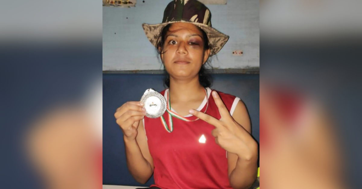 Nilakhi Saikia with her medal