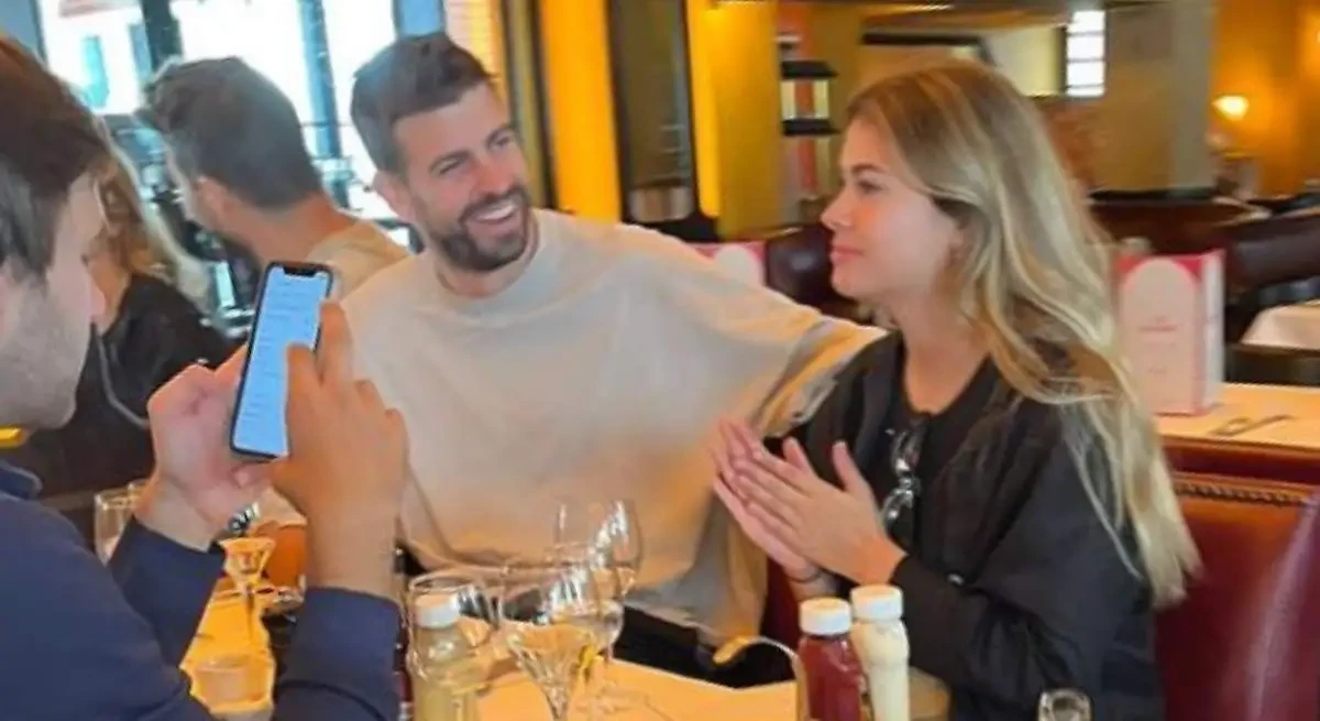 Gerard Pique and Clara Chia pictured at a restaurant