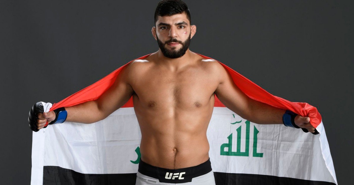 Amir Albazi with Iraqi flag