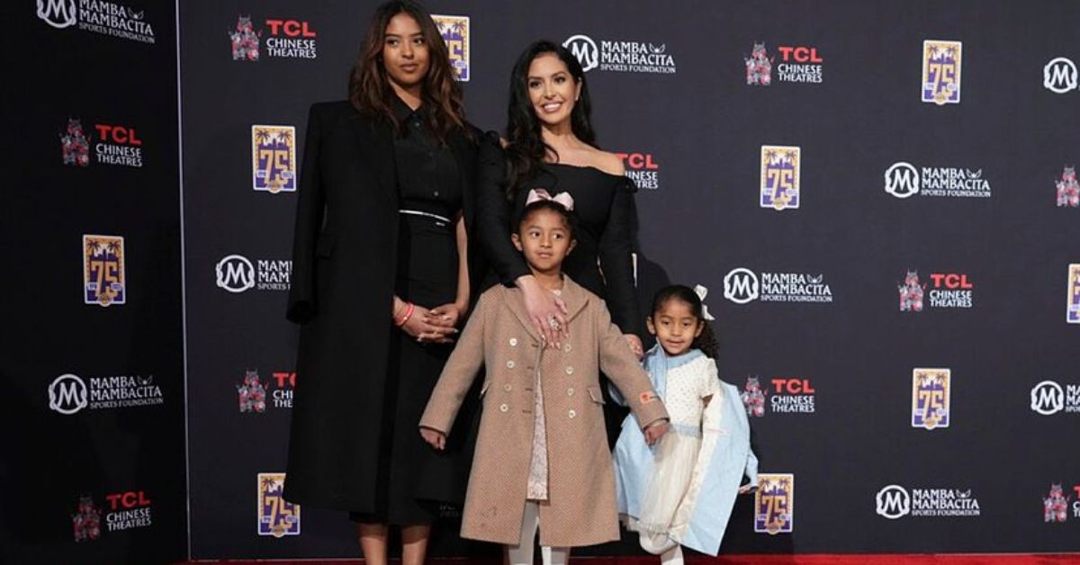 Vanessa Bryant and her daughters