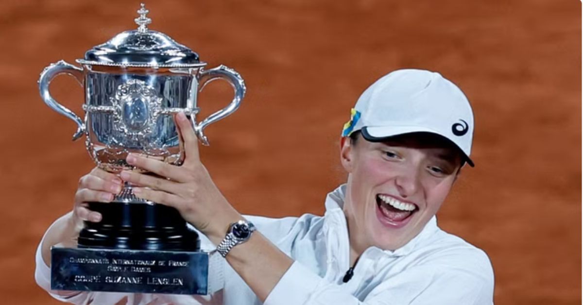 Iga Swiatek winning French Open in 2020