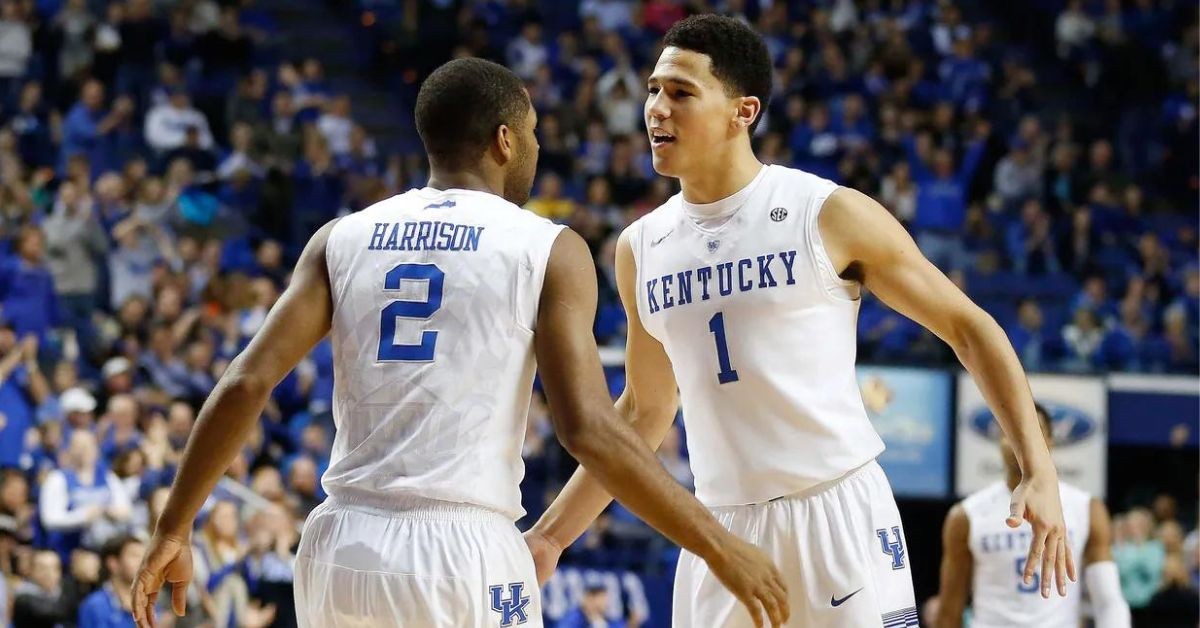 Devin Booker and his teammate Aaron Harrison for the Kentucky Wildcats (Credit- Mark Zerof, USA TODAY Sports)