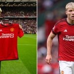 Rasmus Hojlund announced at Old Trafford (L) Hojlund wearing a red united jersey while playing